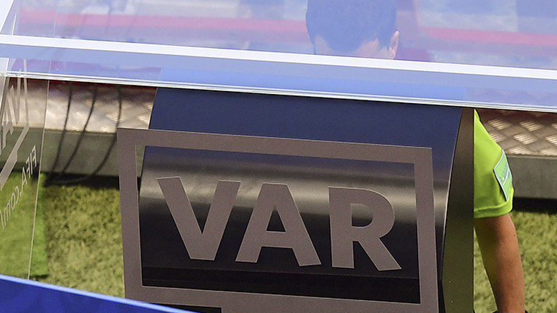 包含Faker赛事官方发布比分优势明显新规，拜仁争议不断！的词条